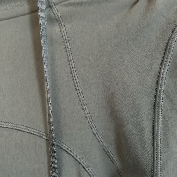 LULULEMON Define Hooded Jacket Nulu | 4 - Picture 2 of 2